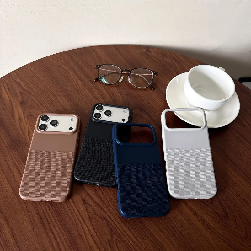 Phone Accessories Nothing - غطاء هاتف سيليكون أنيق بنقشة البولكا
