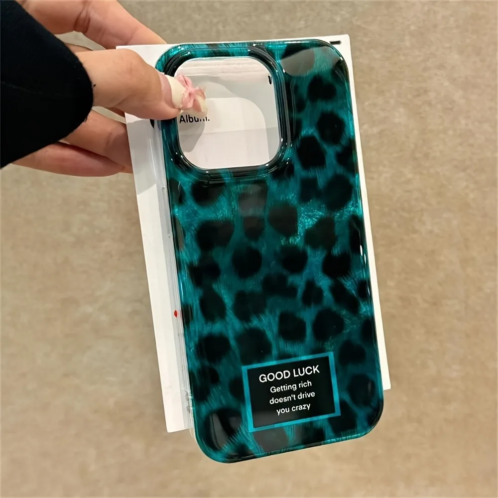 غطاء هاتف شفاف ومتين بتصميم ري - مراجعة Phone Accessories Kiosk وسعره