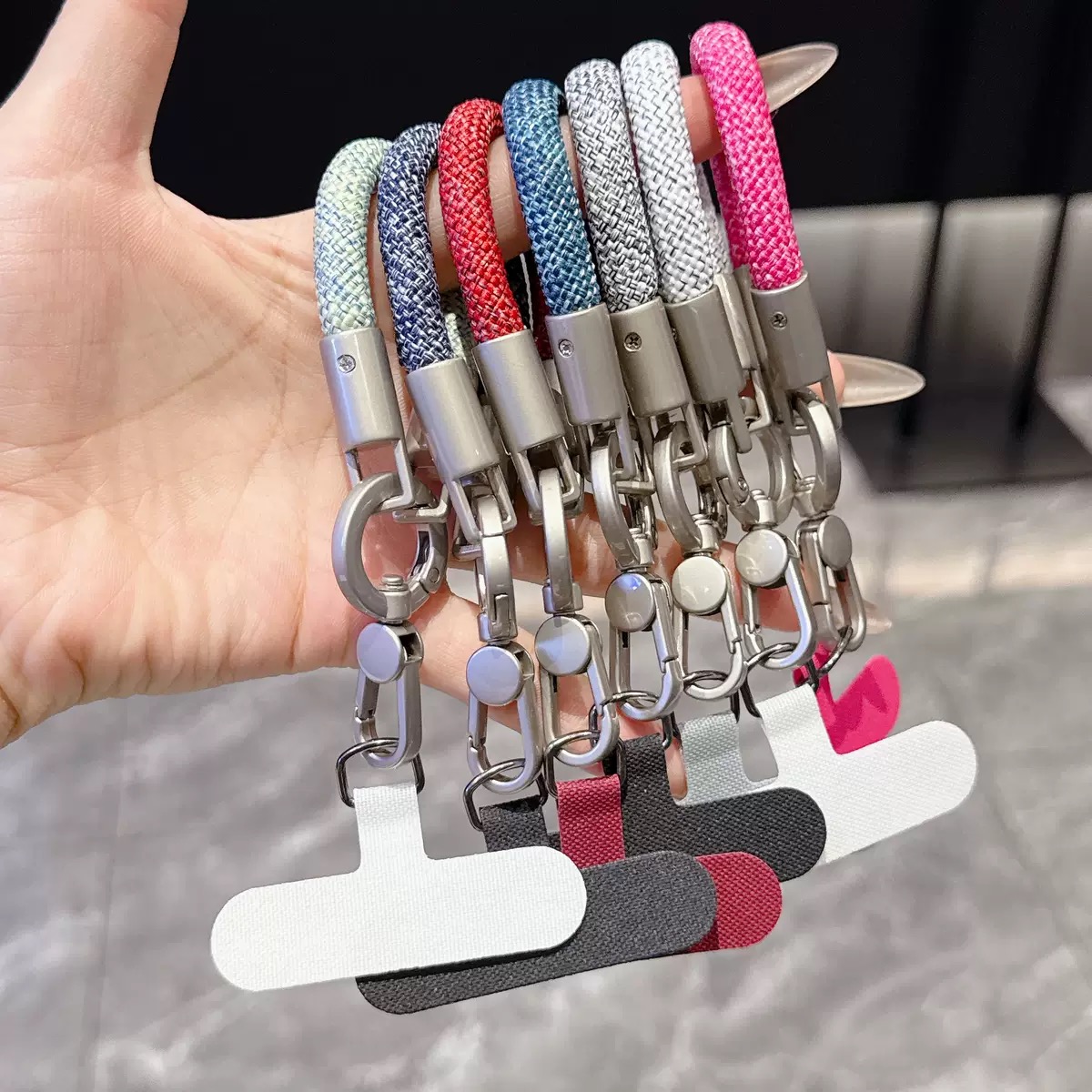 حبل تعليق معدني عالمي للمفاتيح - مراجعة Phone Accessories Keychain وسعره