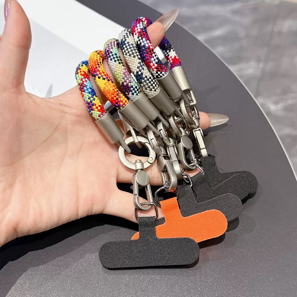 حبل تعليق معدني عالمي للمفاتيح - مراجعة Phone Accessories Keychain وسعره