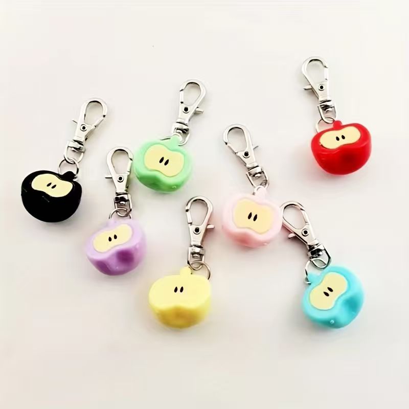7 قطع من سلسلة مفاتيح على شكل  - مراجعة Phone Accessories Keychain وسعره