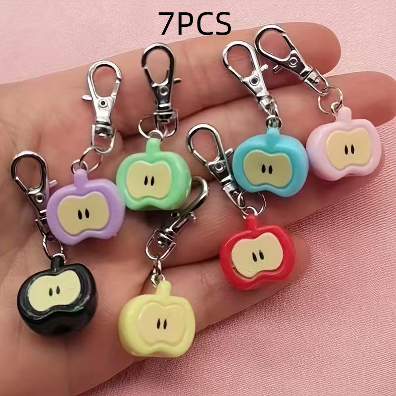 7 قطع من سلسلة مفاتيح على شكل  - مراجعة Phone Accessories Keychain وسعره