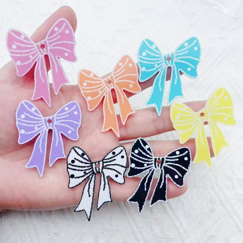 10 قطع من قلادات الحقائب الأكر - مراجعة Phone Accessories Keychain وسعره